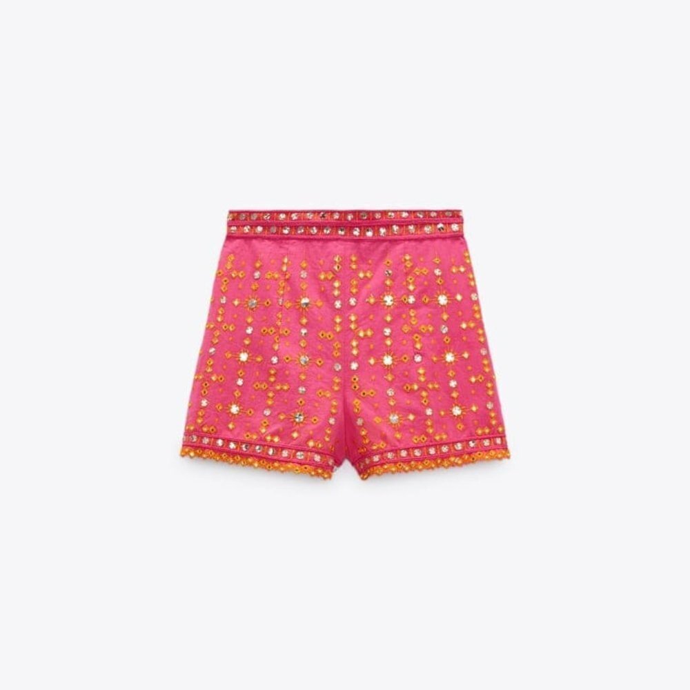 ZARA SHORTS WITH EMBROIDERY FUCHIA COLOR | 7521/254/630 Xs - Picture 2 of 14
